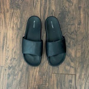 Old navy black slides